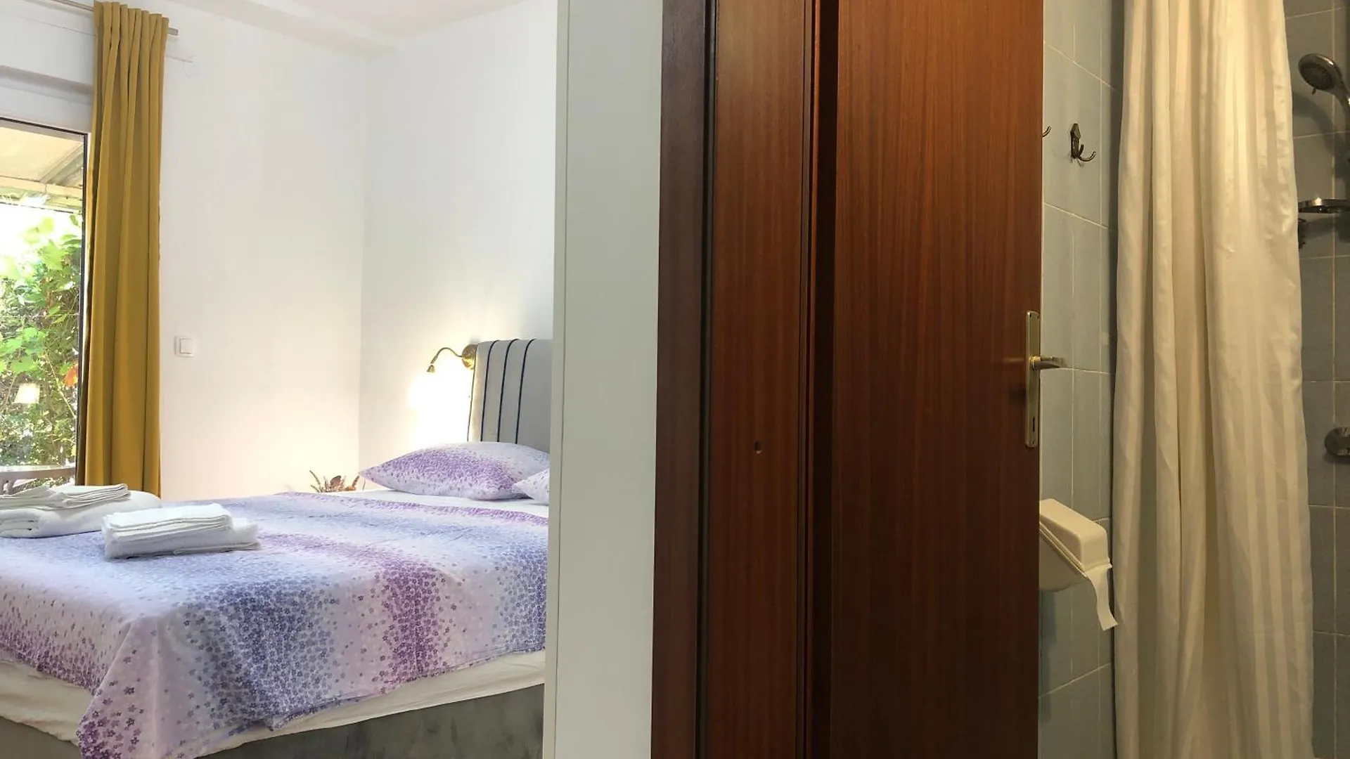 Double Room With Bathroom, Beach Close, Kitchen Use Medulin